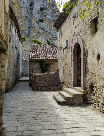 Vie del Borgo Medievale di San Saverino