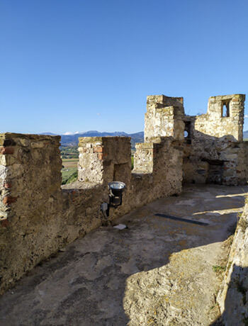Interno torre nel Parco archeologico di Elea-Velia