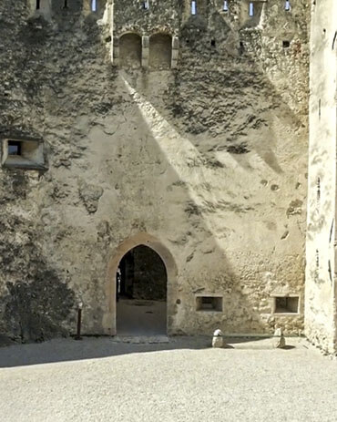 Cortile interno Castel Beseno